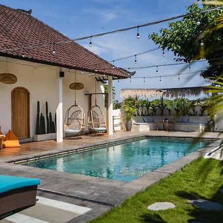 Shaka Clan Surf Hotel Canggu Екстериор снимка