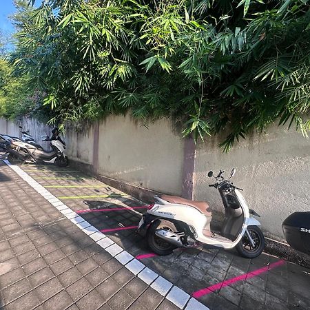 Shaka Clan Surf Hotel Canggu Екстериор снимка